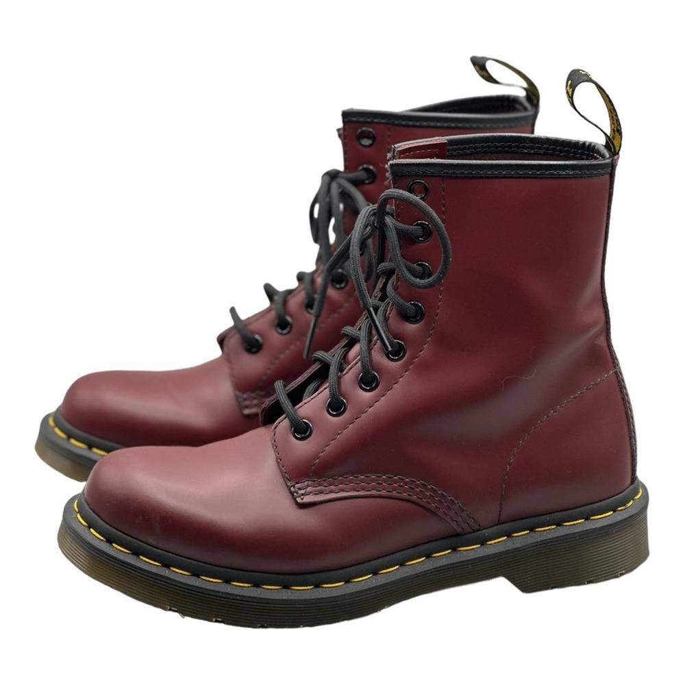 Dr. Martens  Combat Boots Women’s Size 8 eur 39 AirWair 11821 8-Eye